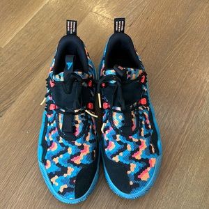 Adidas Trae Young Blue Multicoloured Sneakers in Men’s US size 13